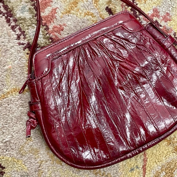 Vintage 1980s Burgundy Red Eel Leather Crossbody Bag - Picture 9 of 14